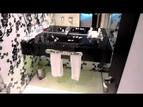 Video thumbnail for Hotel Mercure Santo Domingo Madrid Spain Room 101