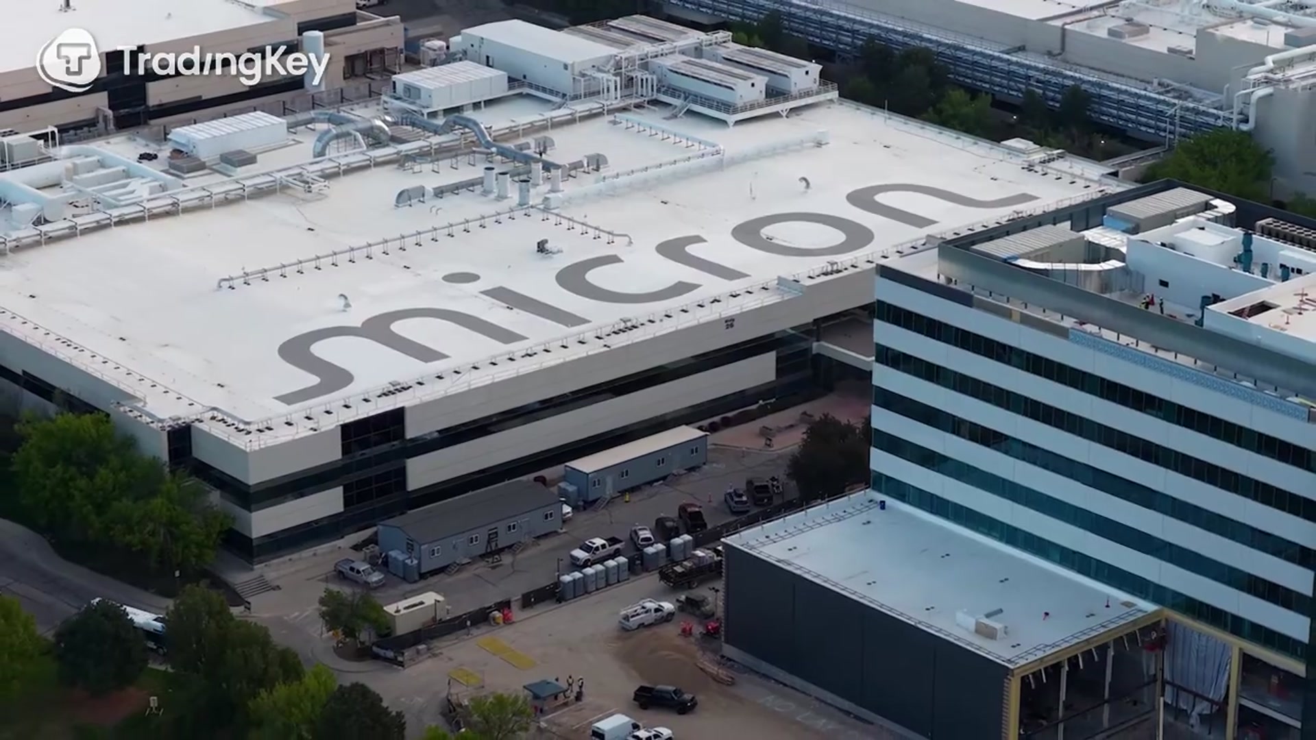 Video thumbnail for Is Micron the Smarter AI Chip Buy Than Nvidia Right Now