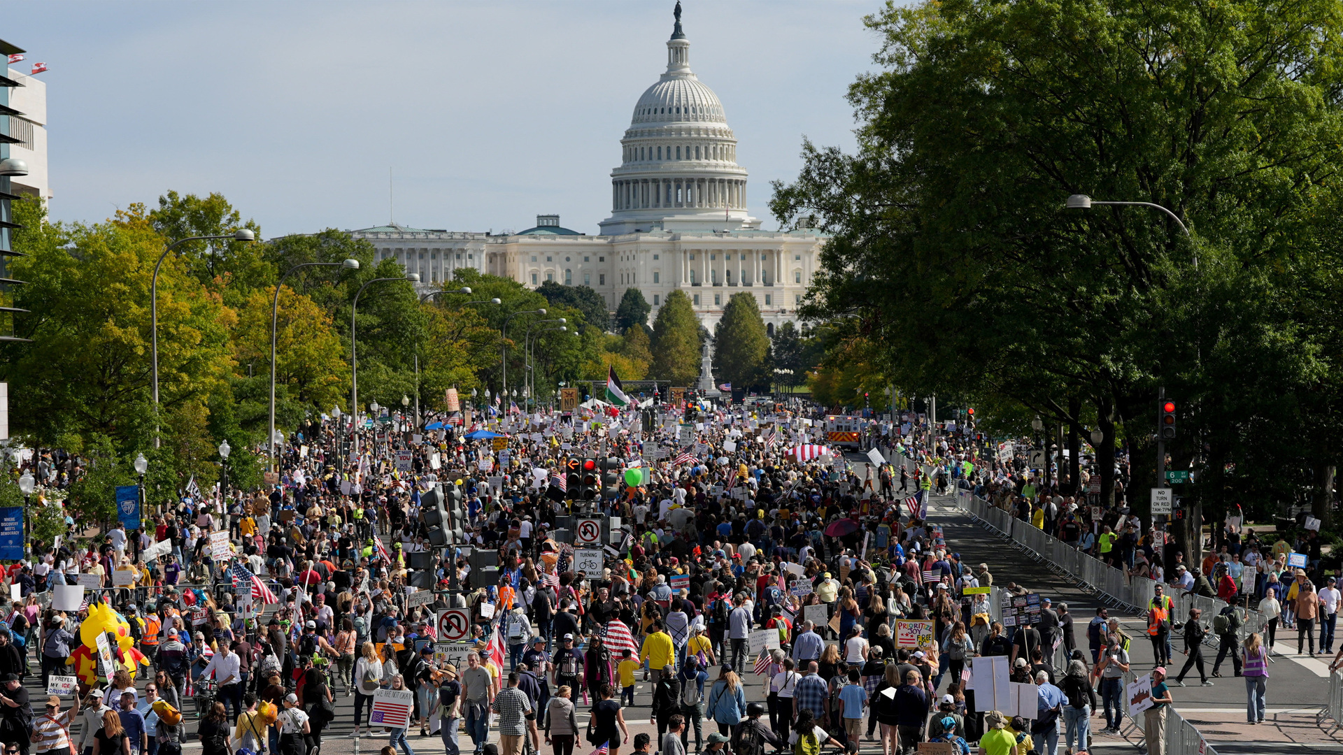 'Video thumbnail for Thousands protest at ‘No Kings’ rally near White House'