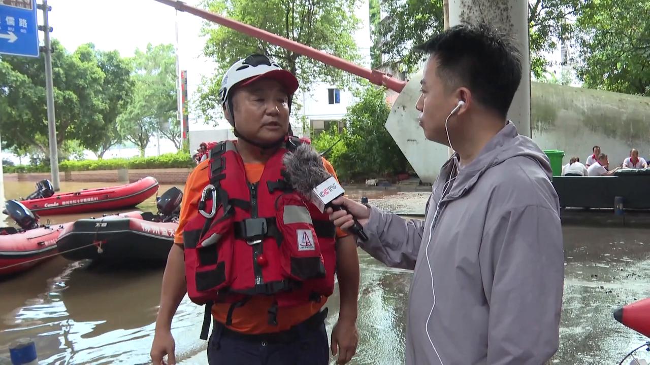 Video thumbnail for China: Persistent heavy rains trigger flooding in Guangxi, Chongqing.