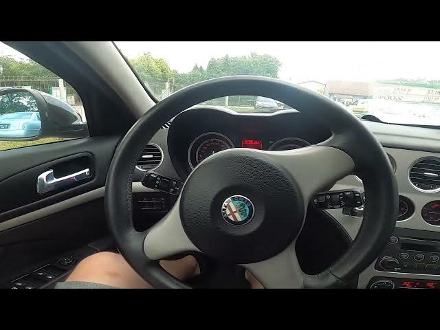 Video thumbnail for How to Enable or Disable Parking Lights in Alfa Romeo 159 (2005 - 2011) - Use Parking Lights