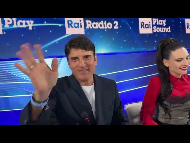 Video thumbnail for Ai microfoni di TVA, Sal Da Vinci manda un affettuoso saluto alla Sicilia 💙