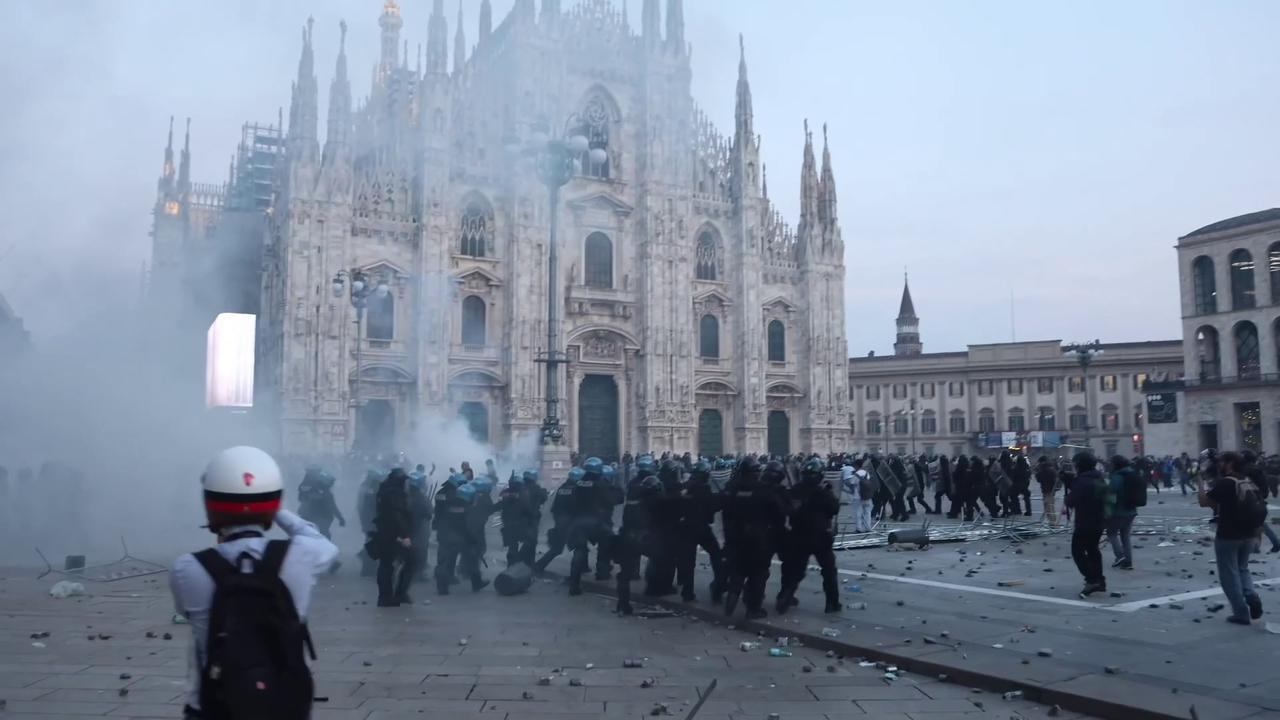 Video thumbnail for Italy: Violent Protests Erupt in Milan, Bologna and Turin.
