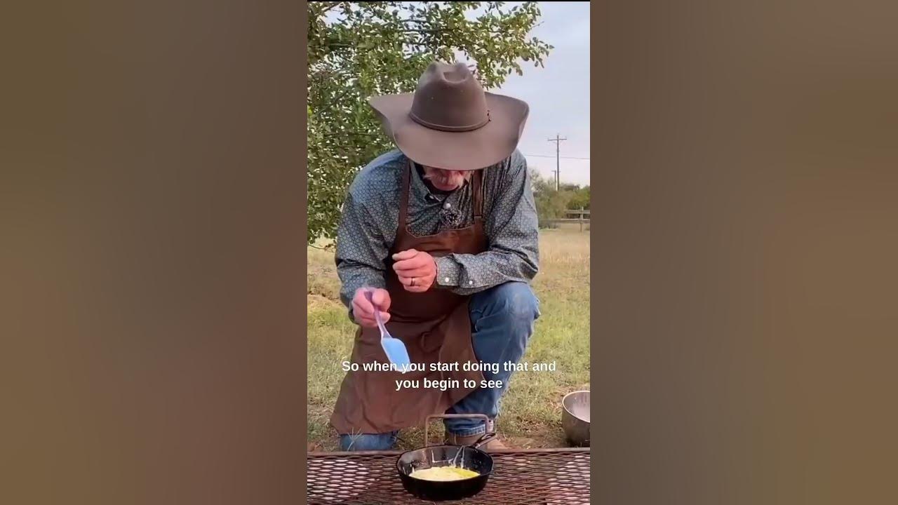 'Video thumbnail for Tricks to the Best Scrambled Eggs 🍳 #shorts'