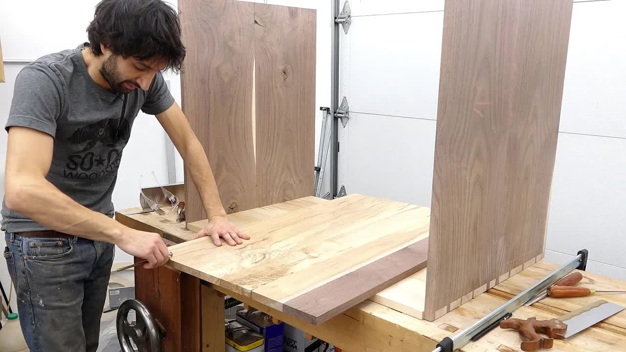 Video thumbnail for Matthew Cremona: Dovetailed Case Construction for Serpentine Chest