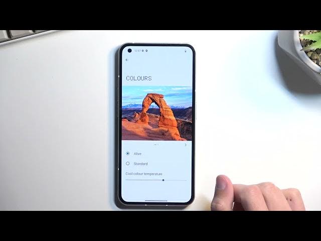 Video thumbnail for NOTHING Phone 1 Tricks and Tips | Best Features You Need To Use