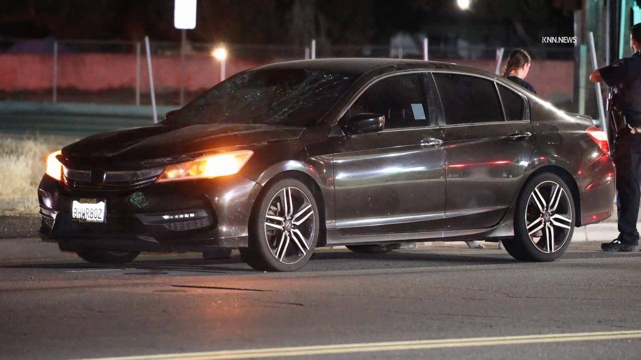 Video thumbnail for US, Bakersfield: Bakersfield Fatal Vehicle vs Pedestrian on South H Street.