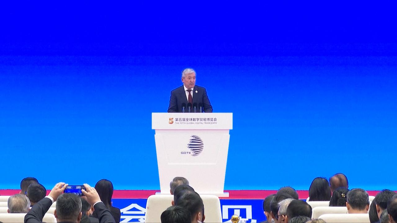 Video thumbnail for China: Kyrgyz PM supports China's initiative for World AI Cooperation Organization.