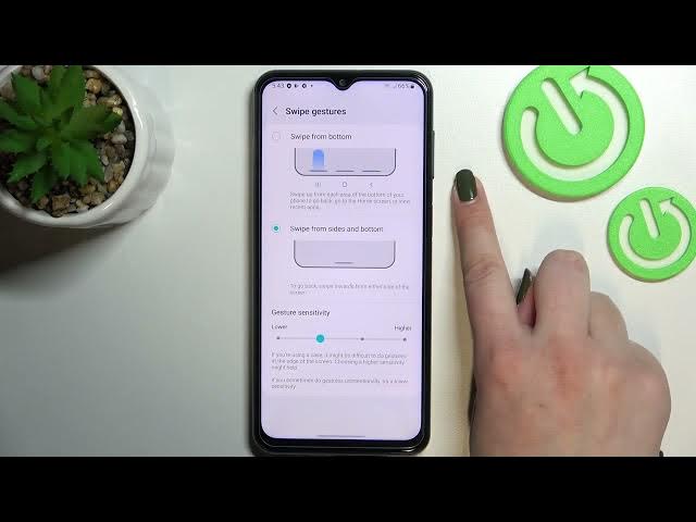 Video thumbnail for SAMSUNG Galaxy M23 Navigation Gestures