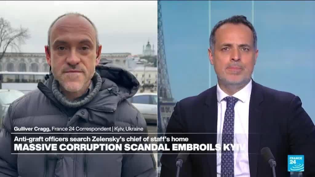 Video thumbnail for Anti-graft officers search Zelensky's chief of staff's home