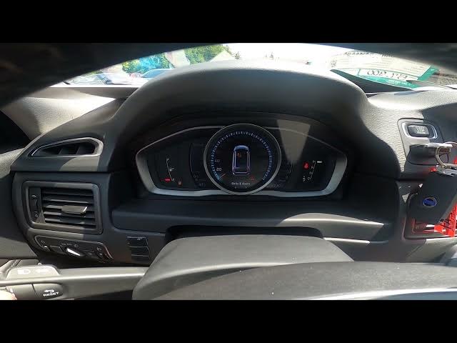 Video thumbnail for How to Check Notifications on Instrument Cluster in Volvo V70 III ( 2007 - 2016 )
