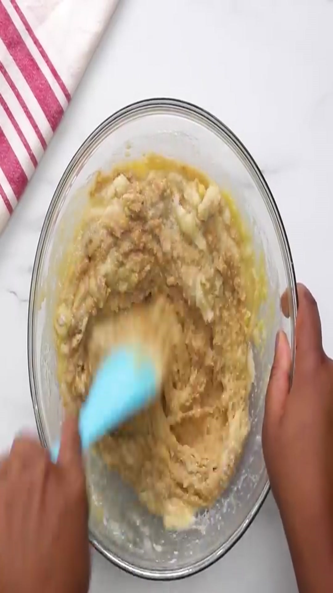 Video thumbnail for Peanut Butter Keto Cookies • Tasty(720P HD)