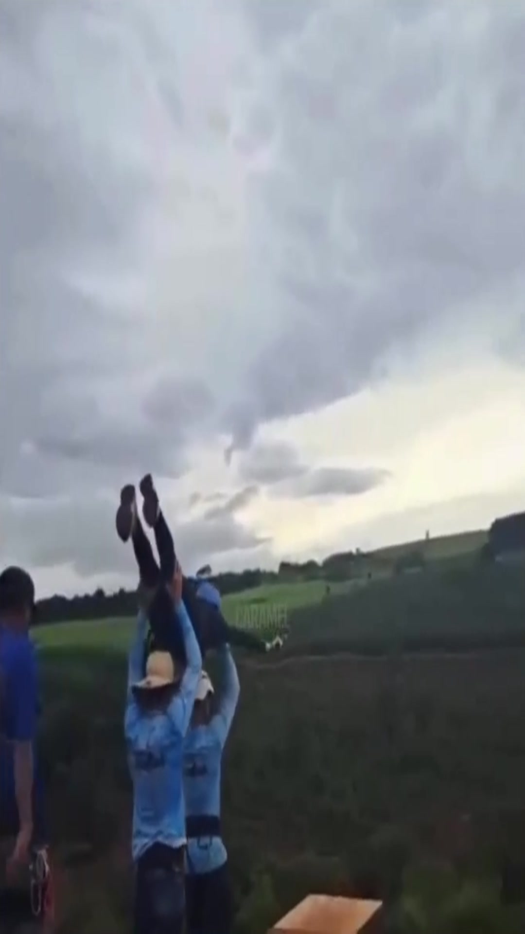 Video thumbnail for Brazil Rope Jump Death Sparks Investigation Into Alleged Safety Negligence