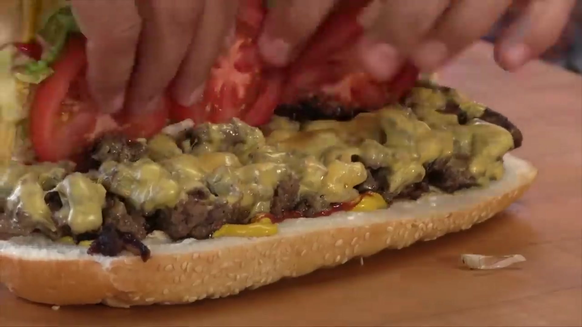 Video thumbnail for Hot Dog Chopped Cheese    New York s Newest Hotdog Debut (720P HD)