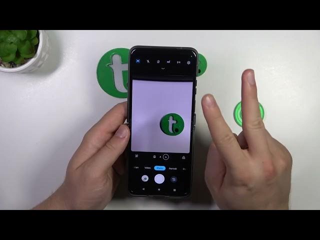 Video thumbnail for How to Manually Set Up Camera Brightness on Motorola Razr 40 – Adjust Camera Brightness