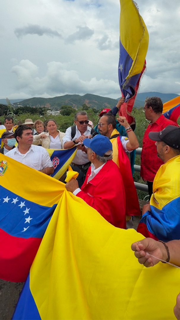Video thumbnail for Venezuelans share their opinions on US interference