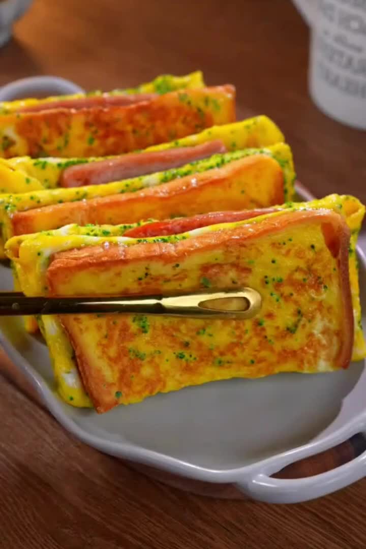 Video thumbnail for Instant Bread Snakes