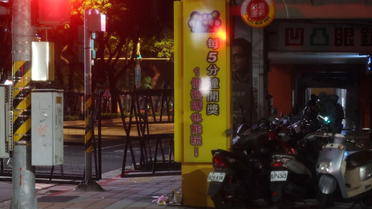 Video thumbnail for Taiwan: Taiwan military conducts urban defense drills in Taipei.