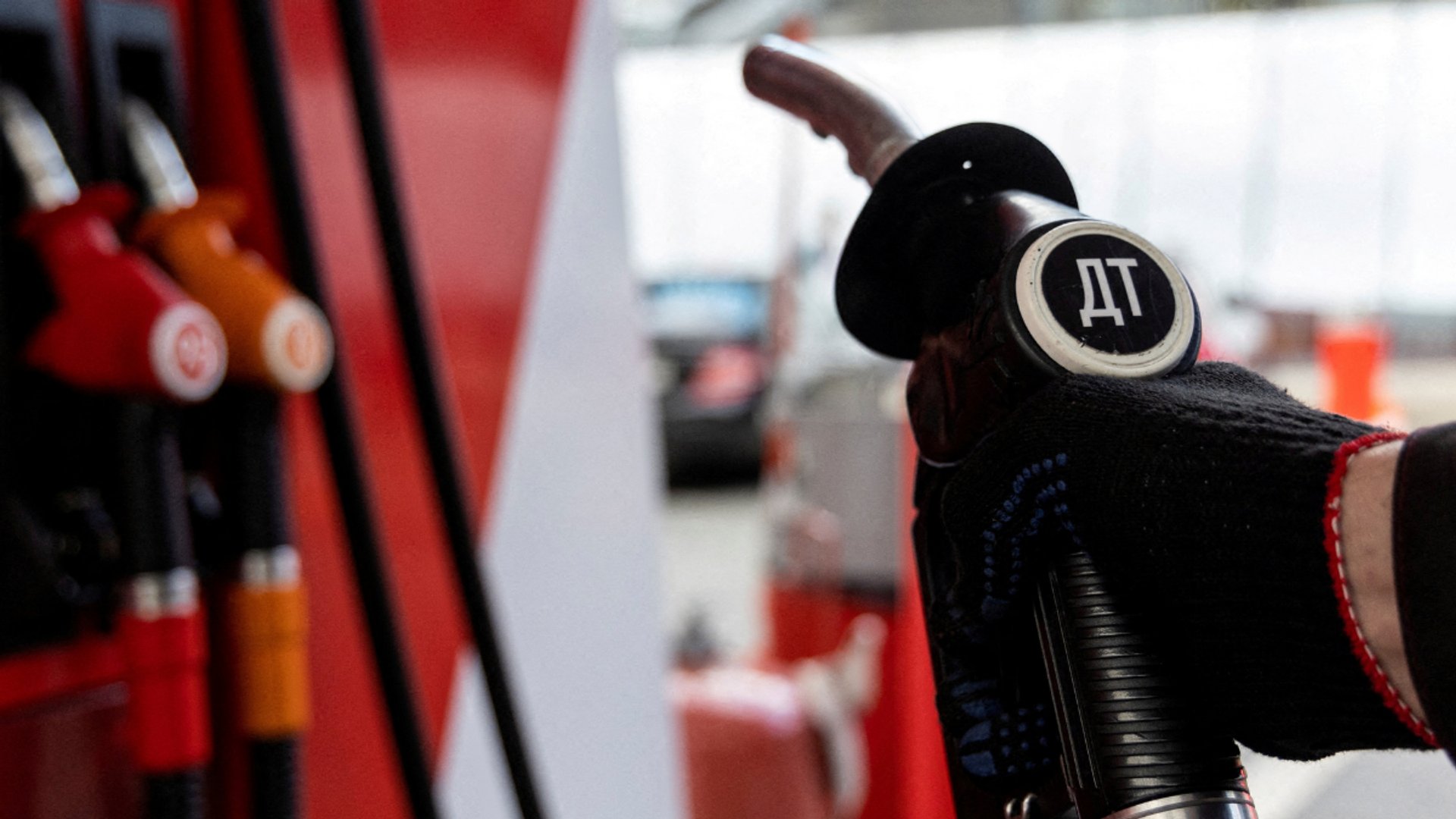 Video thumbnail for US-Russia diesel deal eases sanctions: Trump lifts restrictions on Russian diesel exports