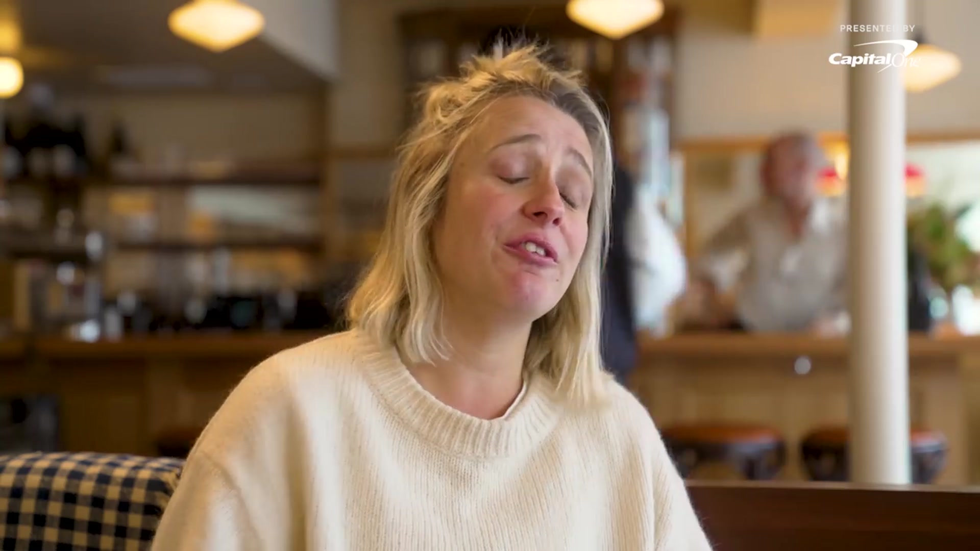 Video thumbnail for Fish Chips and Guinness Inside New British Pub Dean s(720P HD)