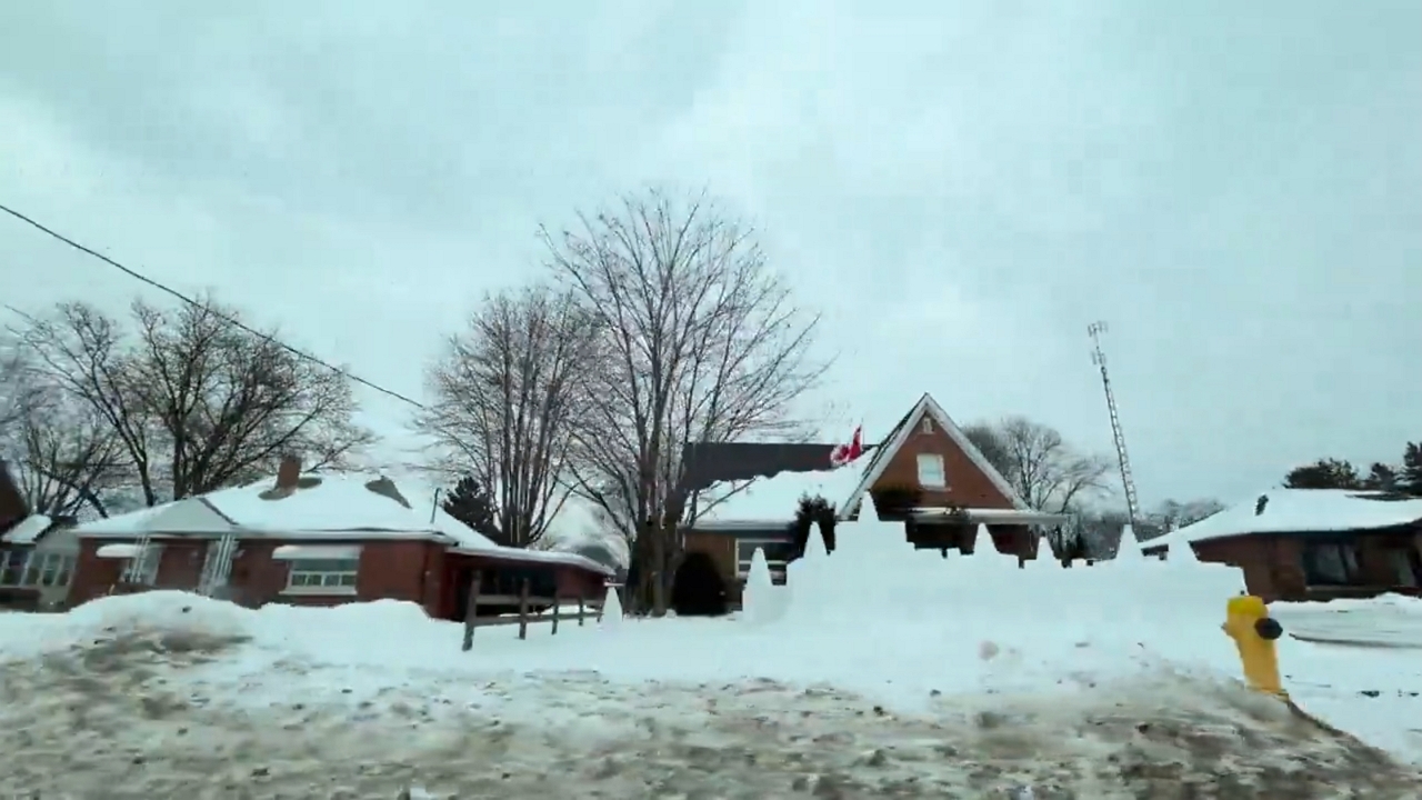 Video thumbnail for Retired Man Builds Large Snow Castle in Toronto Neighborhood