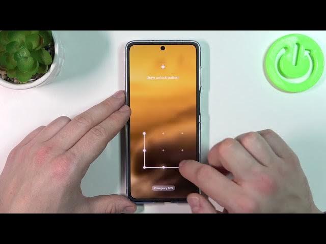 Video thumbnail for Check All Unlock Methods Presentation in Oppo Find N2 Flip! All Security Options Checkup!