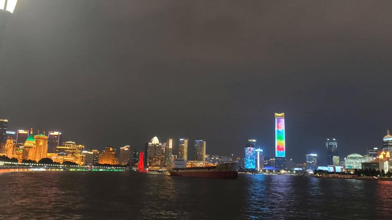 Video thumbnail for China: Nighttime Economy.