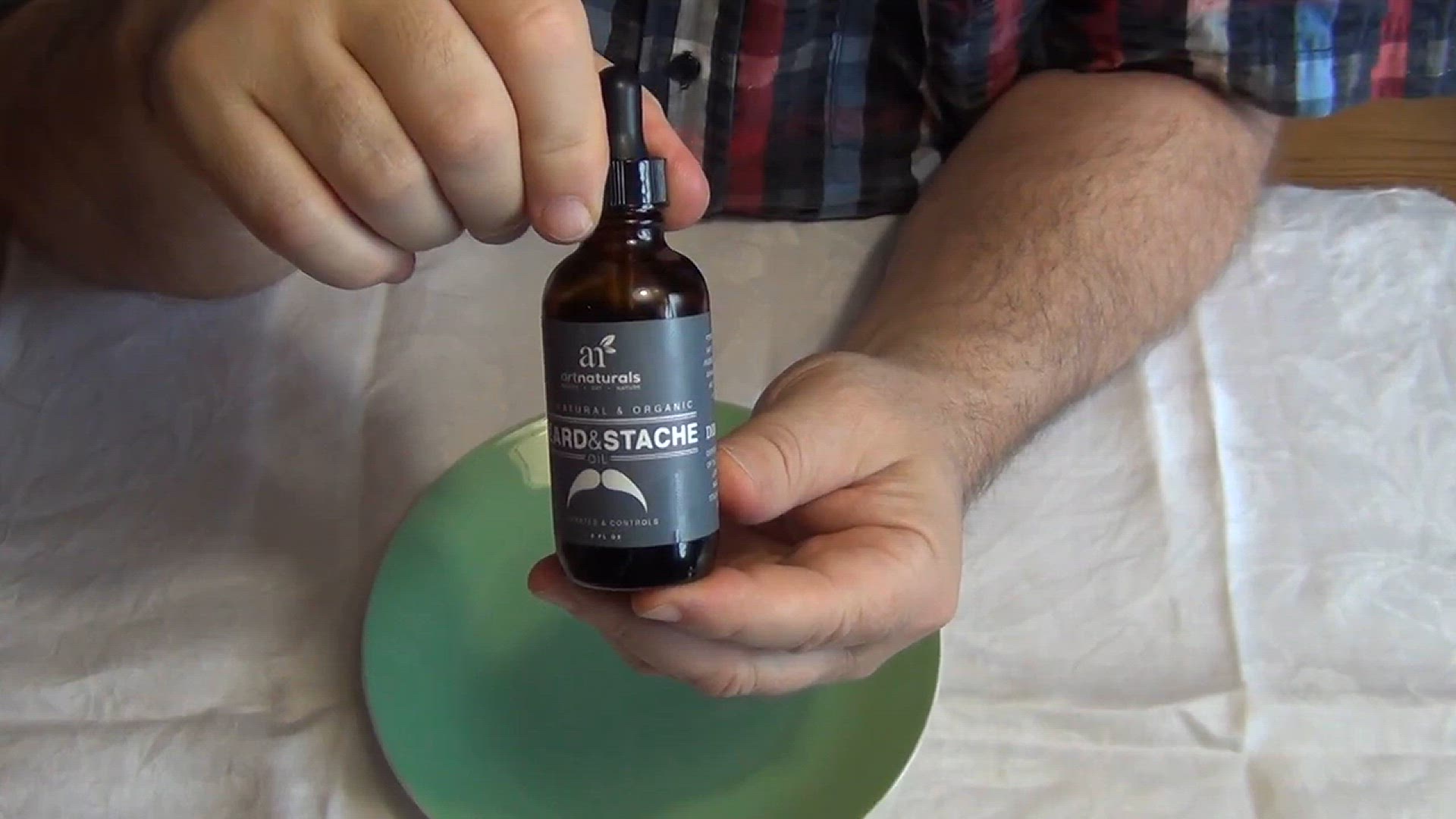 Video thumbnail for Bartöl Artnaturals Test - Rasurguru