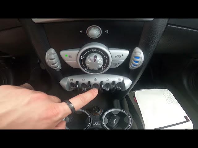 Video thumbnail for How to Automatically Lock or Unlock Doors in Mini One II ( 2006 – 2012 ) Manage All Lock Doors