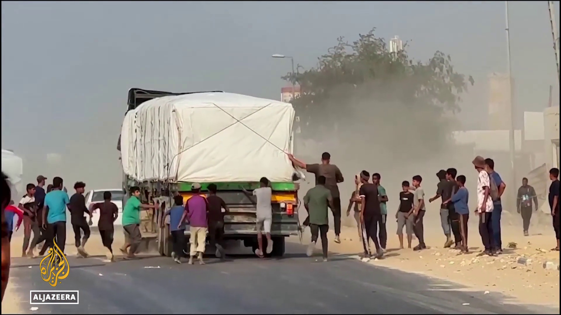 Video thumbnail for Gaza seven border crossings: Karem Abu Salem is main crossing for goods and aid