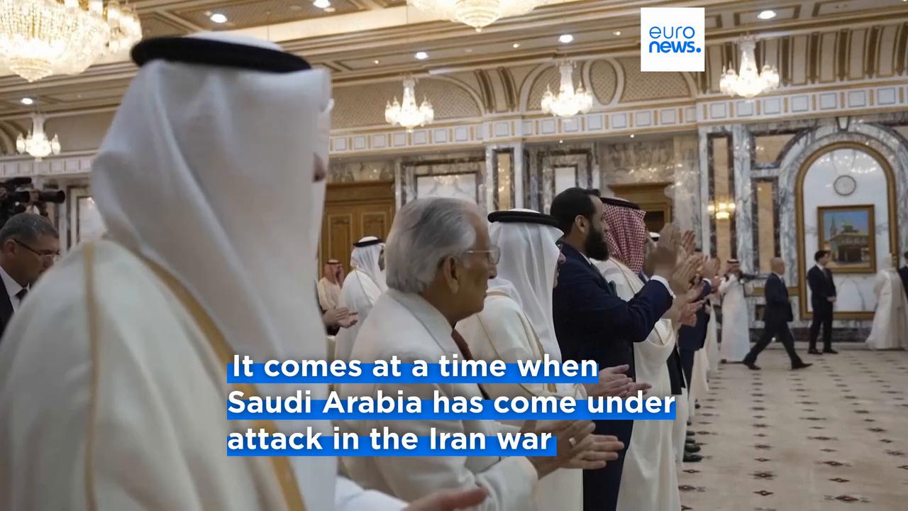 Video thumbnail for Saudi Arabia, Türkiye and Pakistan sign new defence pact amid US-Iran tensions