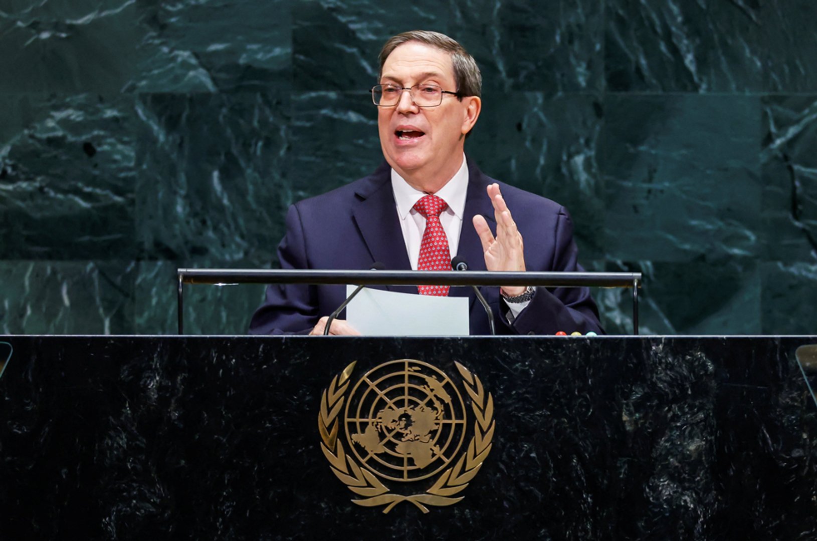 Video thumbnail for Cuba accuses US at UN of deliberately inflicting humanitarian suffering