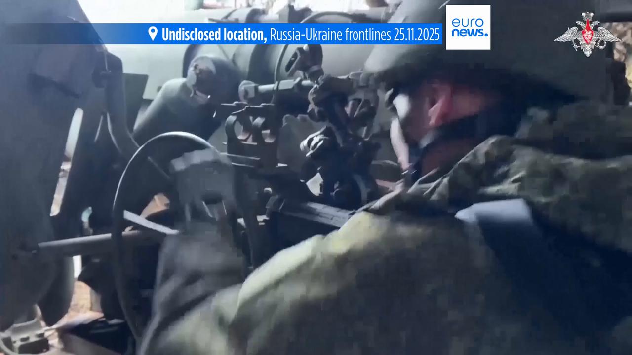 Video thumbnail for Trump sends envoys to meet Putin and Ukrainian officials after 'fine-tuning' plan