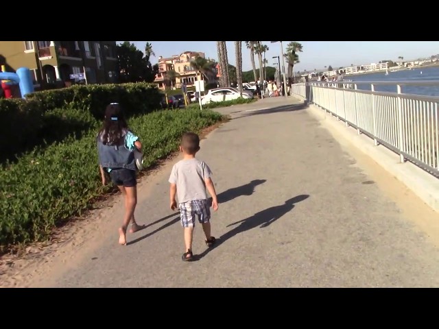 Video thumbnail for disfrutando la playa