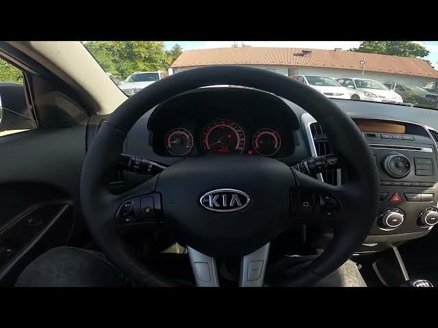 Video thumbnail for How to Enable or Disable Hazard Lights in Kia Ceed I ( 2006 – 2012 ) | Use Emergency Lights