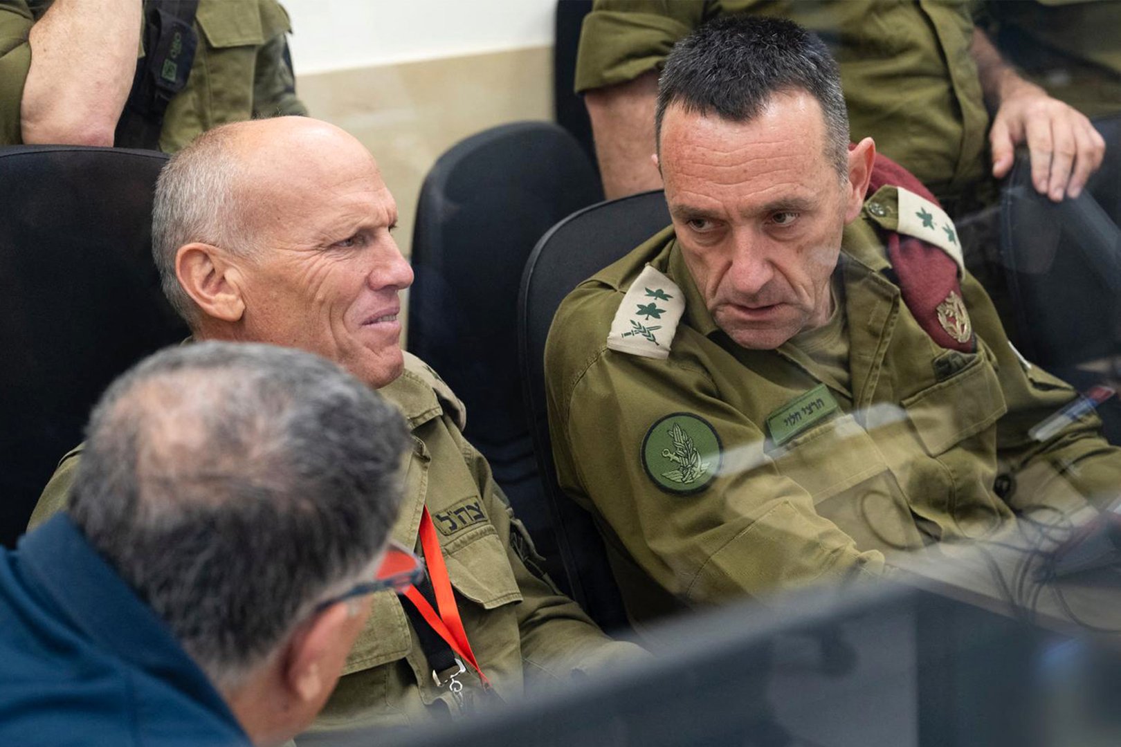 Video thumbnail for Israeli general: Gaza captives could have been freed a year earlier