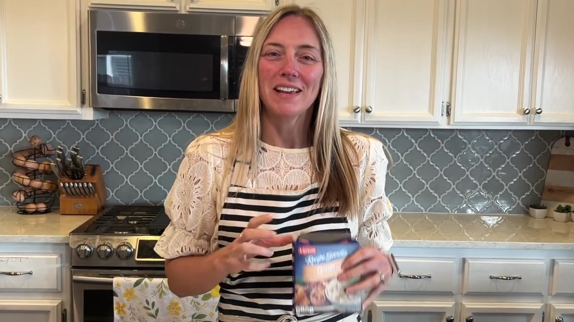 Video thumbnail for 5 recipes using ONION SOUP MIX.... these are easy and YUMMY Molly Purcell(720P HD)