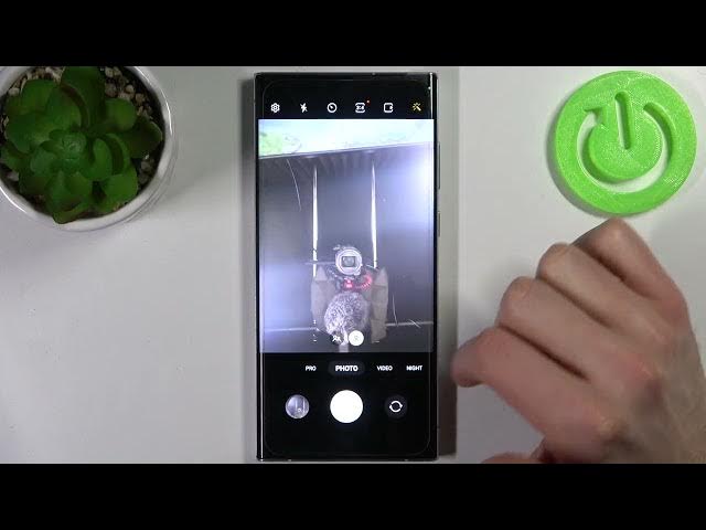 Video thumbnail for How to Turn Off Camera Mirroring in SAMSUNG Galaxy S22 Ultra – Reflection Feature