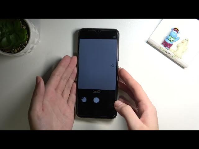 Video thumbnail for How to Take Burst Shot on REALME C21Y - Burst Mode