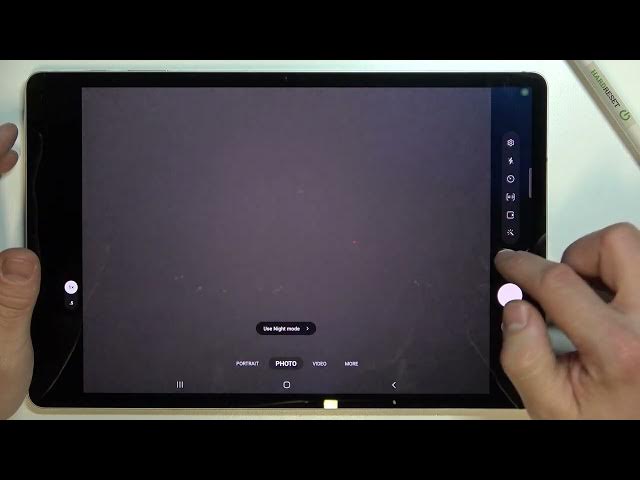 Video thumbnail for How to Take a Selfie Using Palm Gesture on SAMSUNG Galaxy Tab S8+ // Show Palm