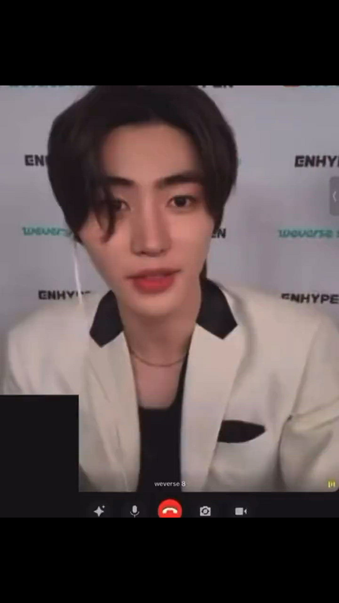 Video thumbnail for sunghoon do Enhypen desrespeitado por fã