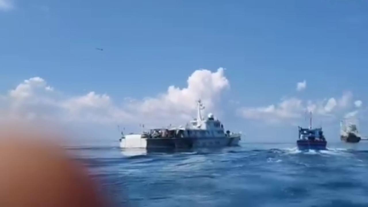 Video thumbnail for Philippines: China Coast Guard Blocks PCG Pursuit Of Suspected Dynamite Fishing Boat.