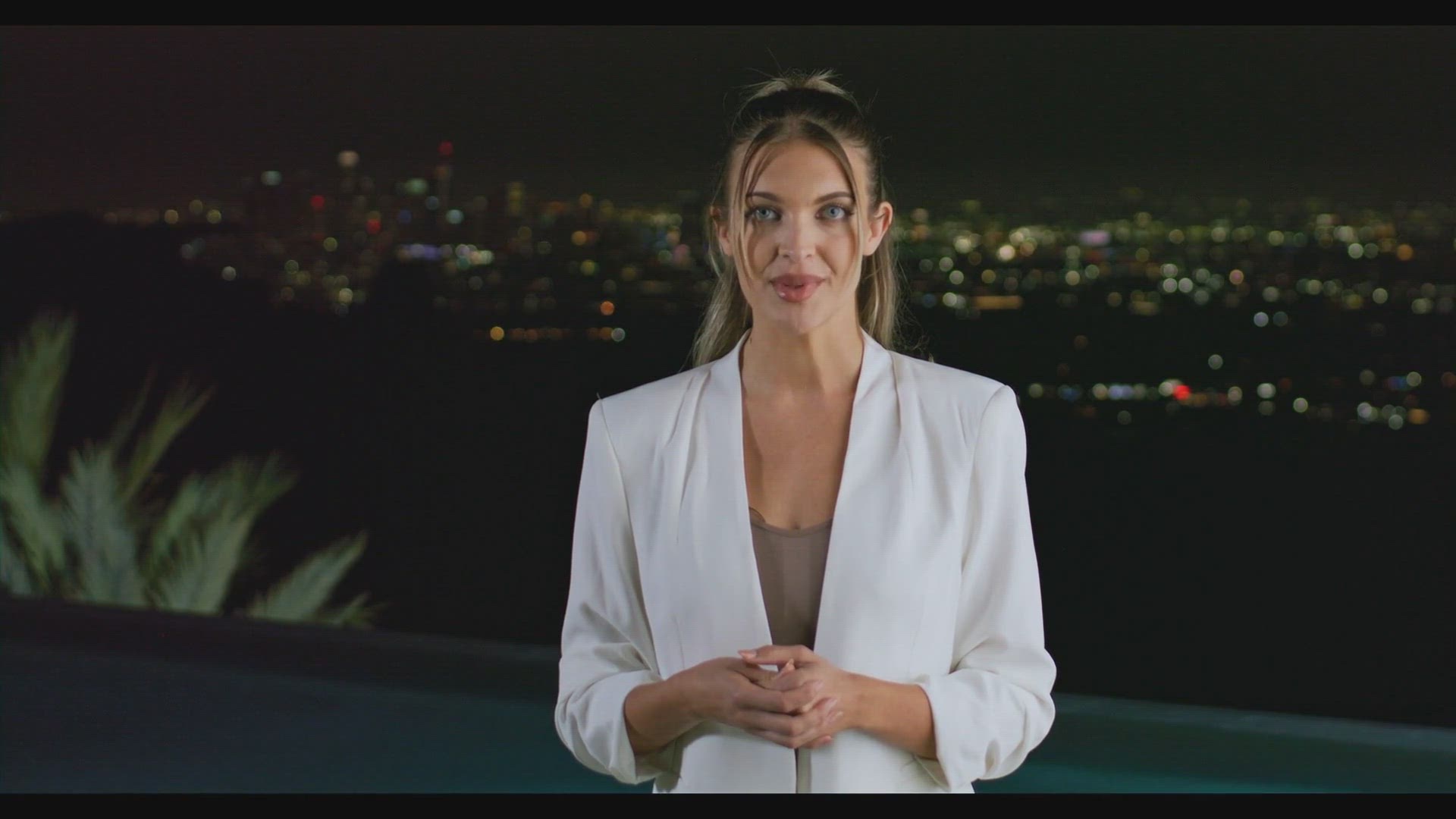 Video thumbnail for Why Are People Leaving Florida? Exploring the Exodus