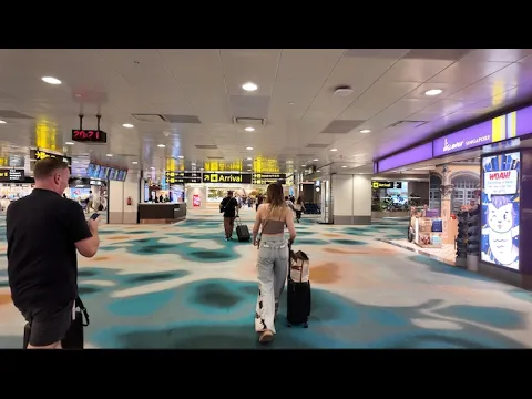 Video thumbnail for Singapore Airport Arrival Guide 2026 | Changi Airport Immigration & Baggage Claim Process