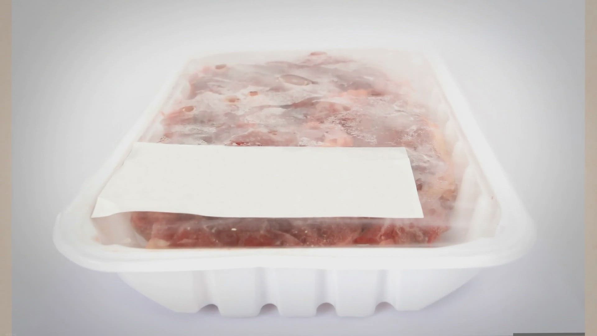 Video thumbnail for Dog Ate an Absorbent Meat Pad! Should You Worry?!