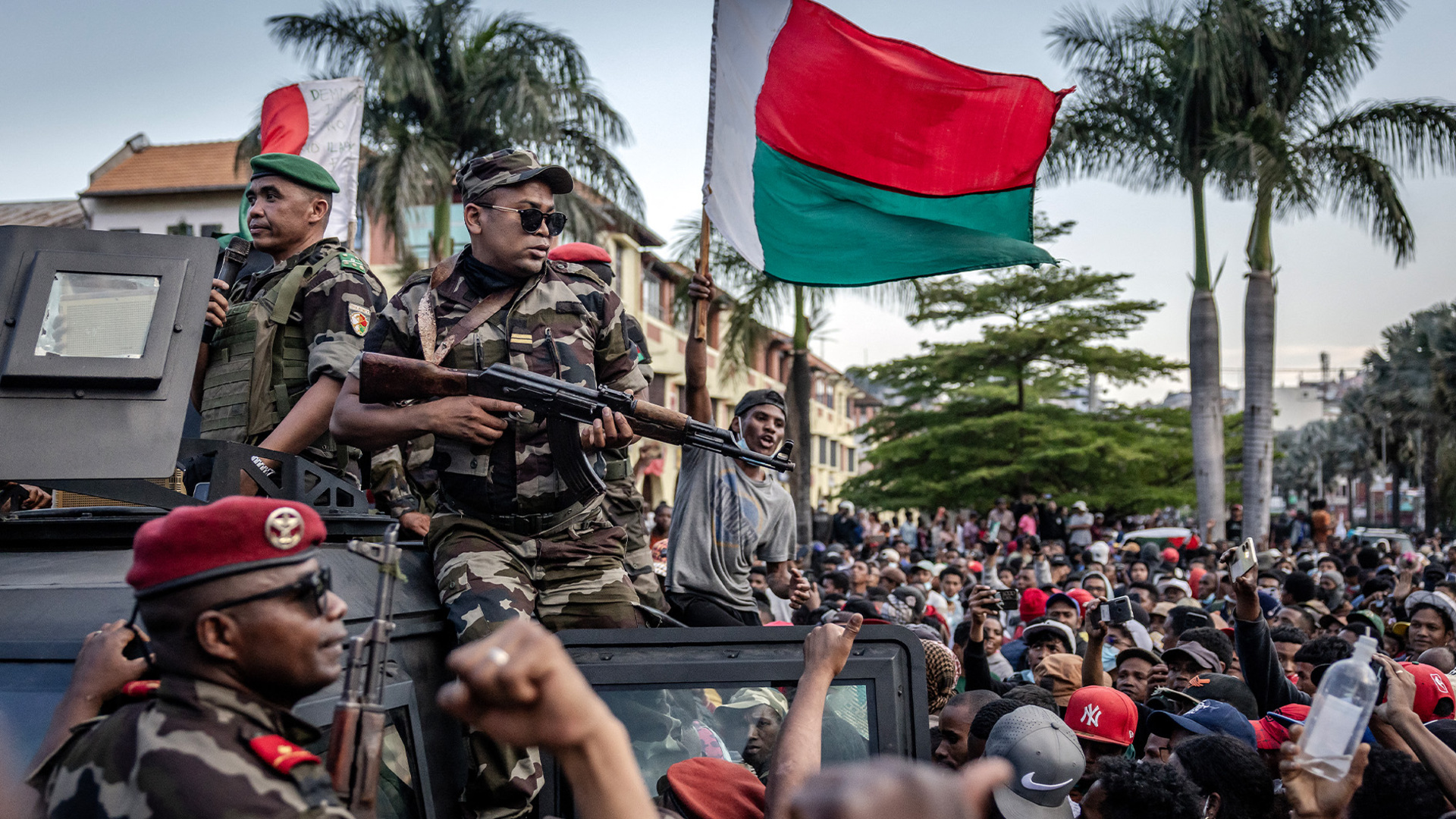 Video thumbnail for Madagascar president alleges coup attempt as soldiers support protesters