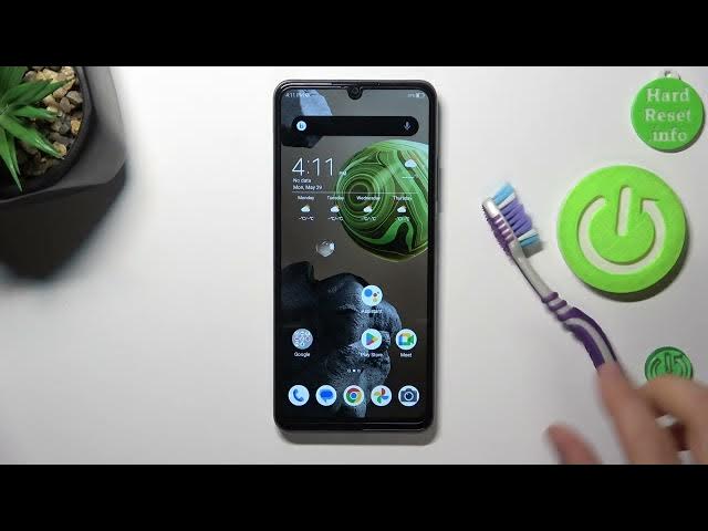 Video thumbnail for How to Clean USB on ZTE A72S using household items / Clear USB using household items