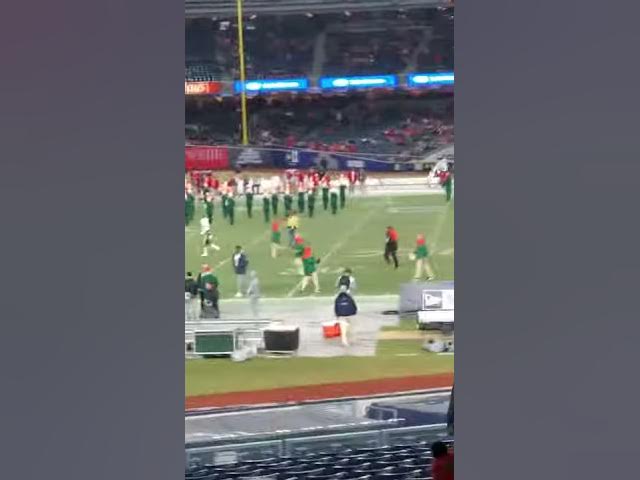 Video thumbnail for Miami Hurricanes take the Field at the Pinstripe Bowl 12/27/2018