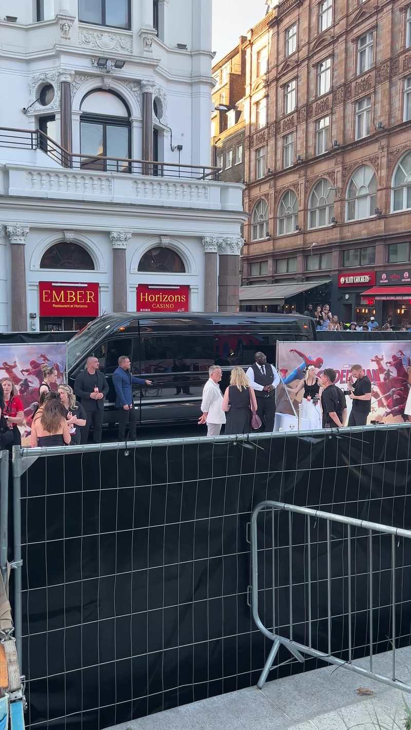 Video thumbnail for Star Arrival at Spider Man Brand New Day London Premiere