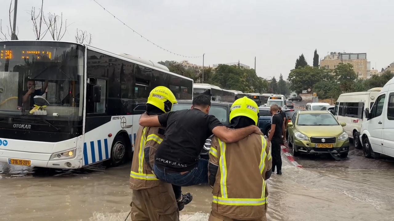 Video thumbnail for Sudden heavy rain causes flooding in Jerusalem.